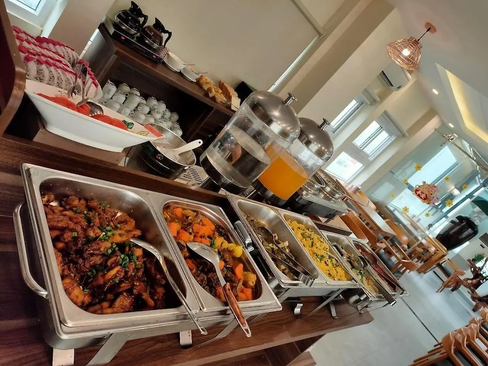 Sen Vang Luxury Hotel ニャチャン