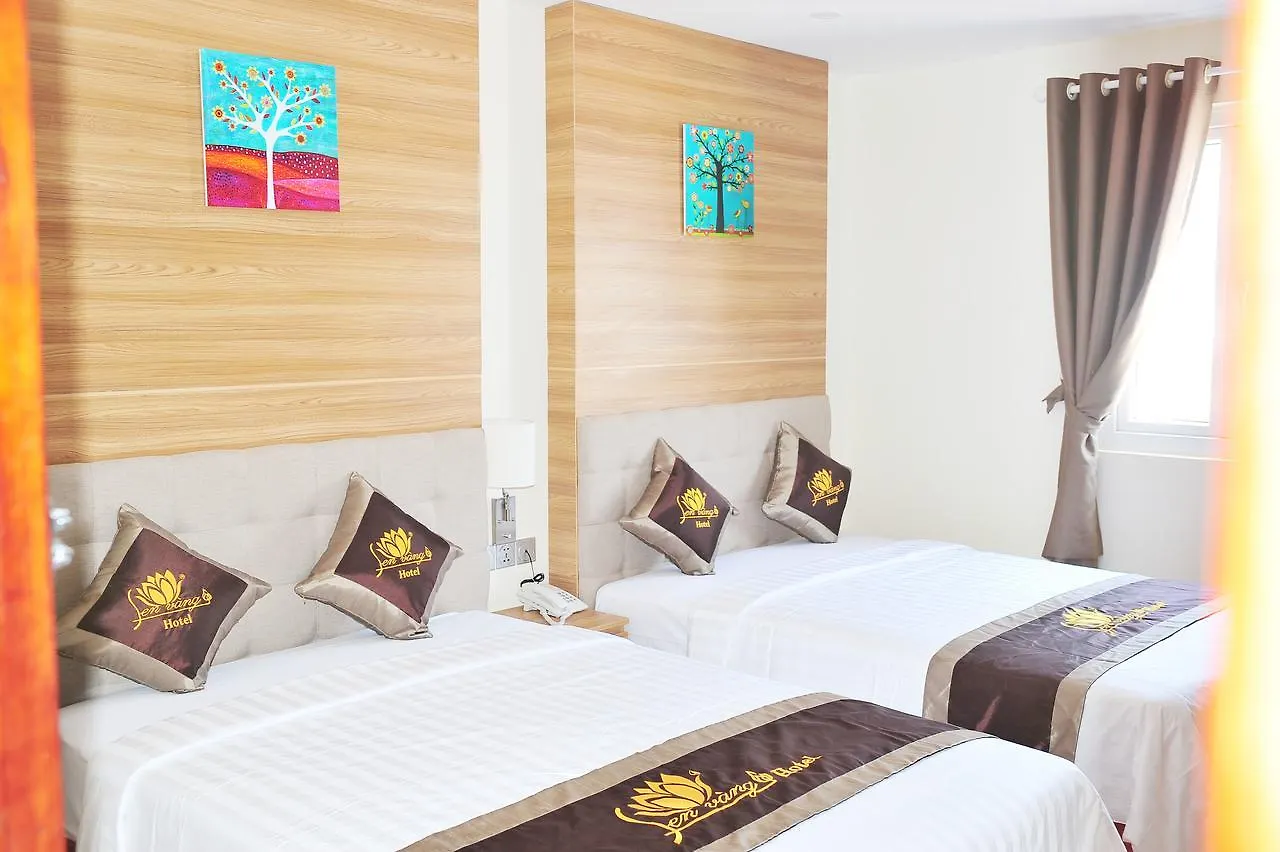 ***  Sen Vang Luxury Hotel ニャチャン ベトナム